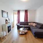 Apartment Retro *
