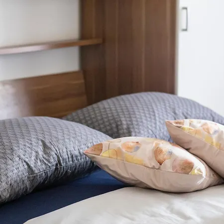 Апартаменти Retro